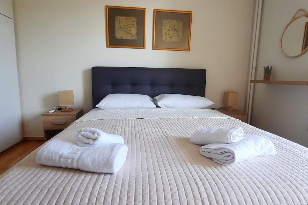Comfort Apartment In The City Kalamáta Kültér fotó